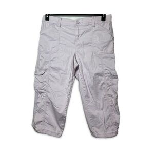 Style & Co. Capri Pants Women’s Size 14
Lavender Purple Front Zipper